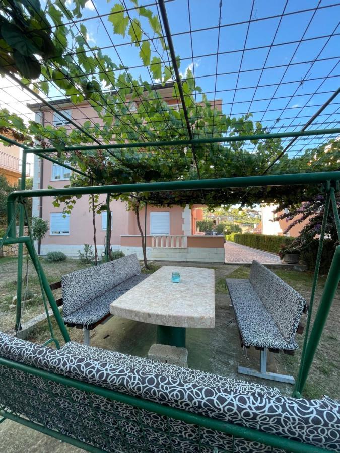 Apartman Jukic Hotel Марина Екстериор снимка