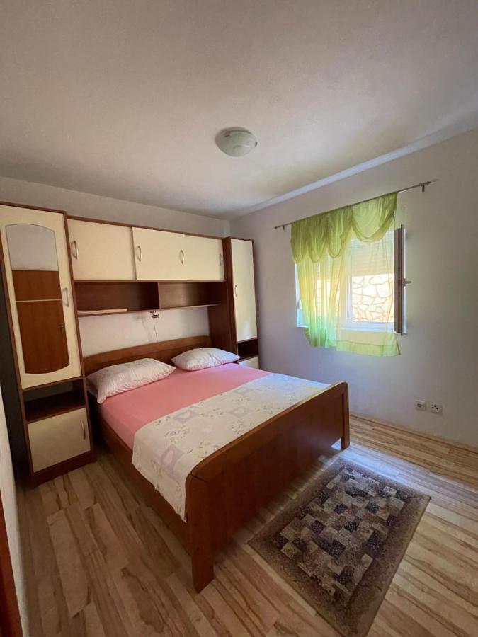 Apartman Jukic Hotel Марина Екстериор снимка