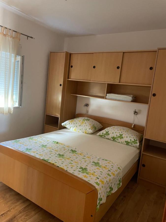 Apartman Jukic Hotel Марина Екстериор снимка