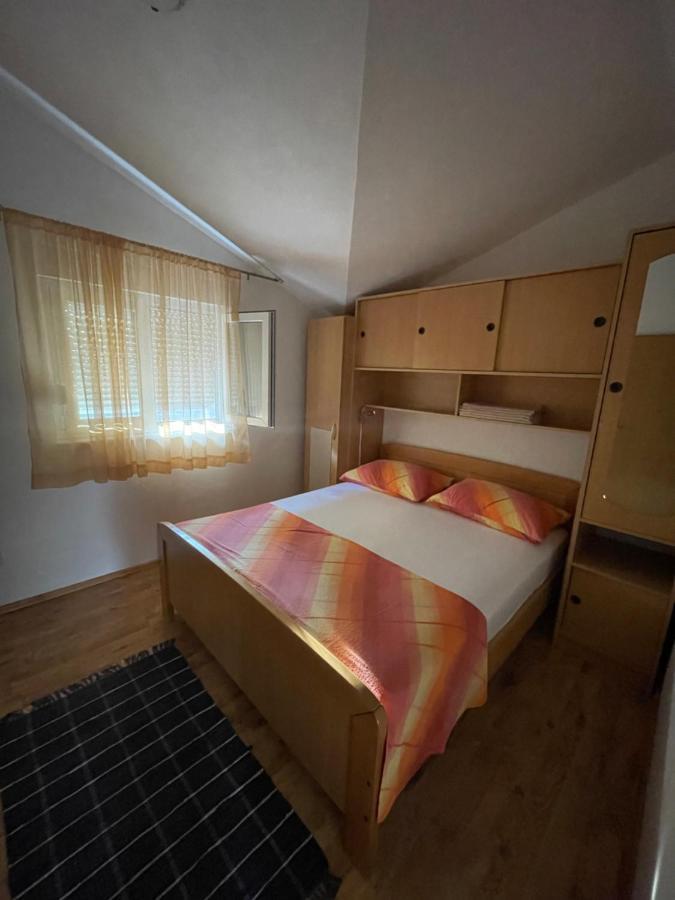 Apartman Jukic Hotel Марина Екстериор снимка