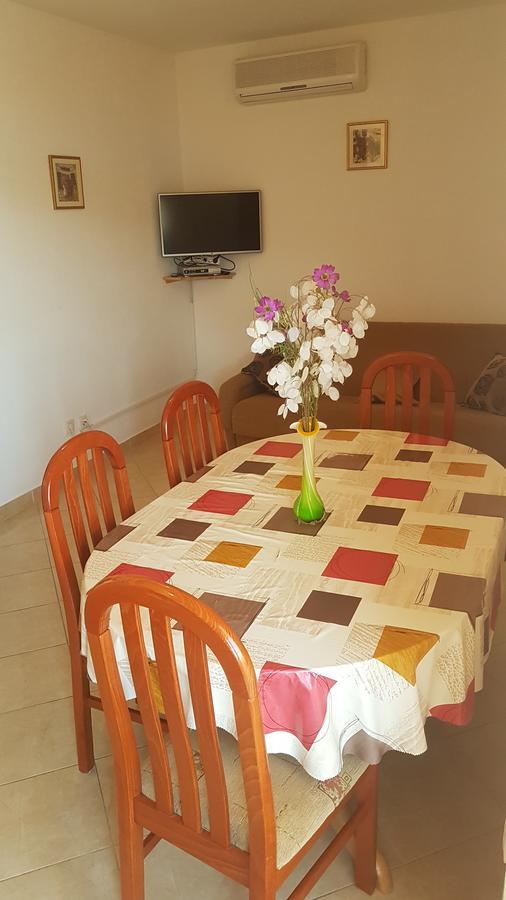 Apartman Jukic Hotel Марина Екстериор снимка